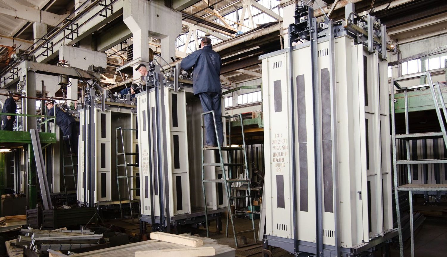 техническое обслуживание и ремонт лифтов